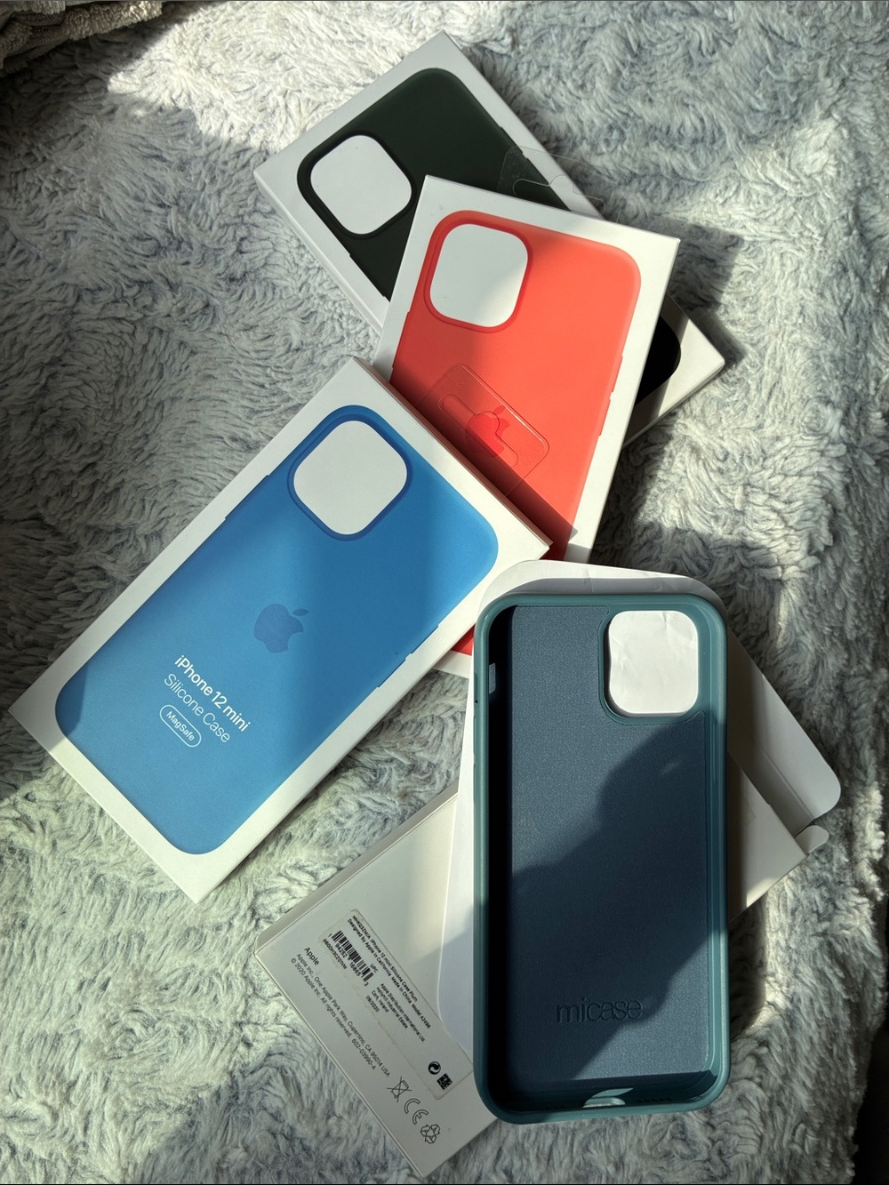 Apple MagSafe iPhone 12mini Cases
set/4, NEW!